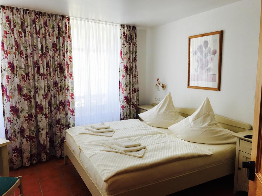 Hotel Ratskeller 2*
