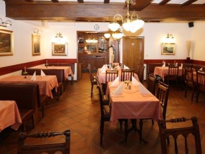 Hotel Ratskeller 2*